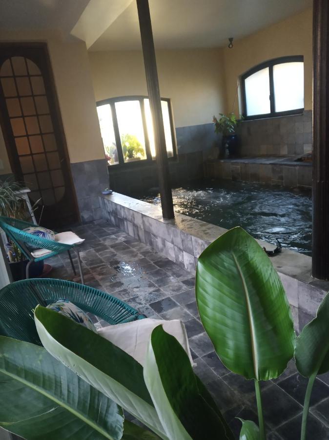 Chambre D'Hotes La Grenade Bleue Pons Exteriör bild